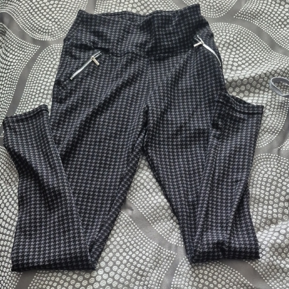 Streetwear Society Black and White Comfy Stretchy Tights